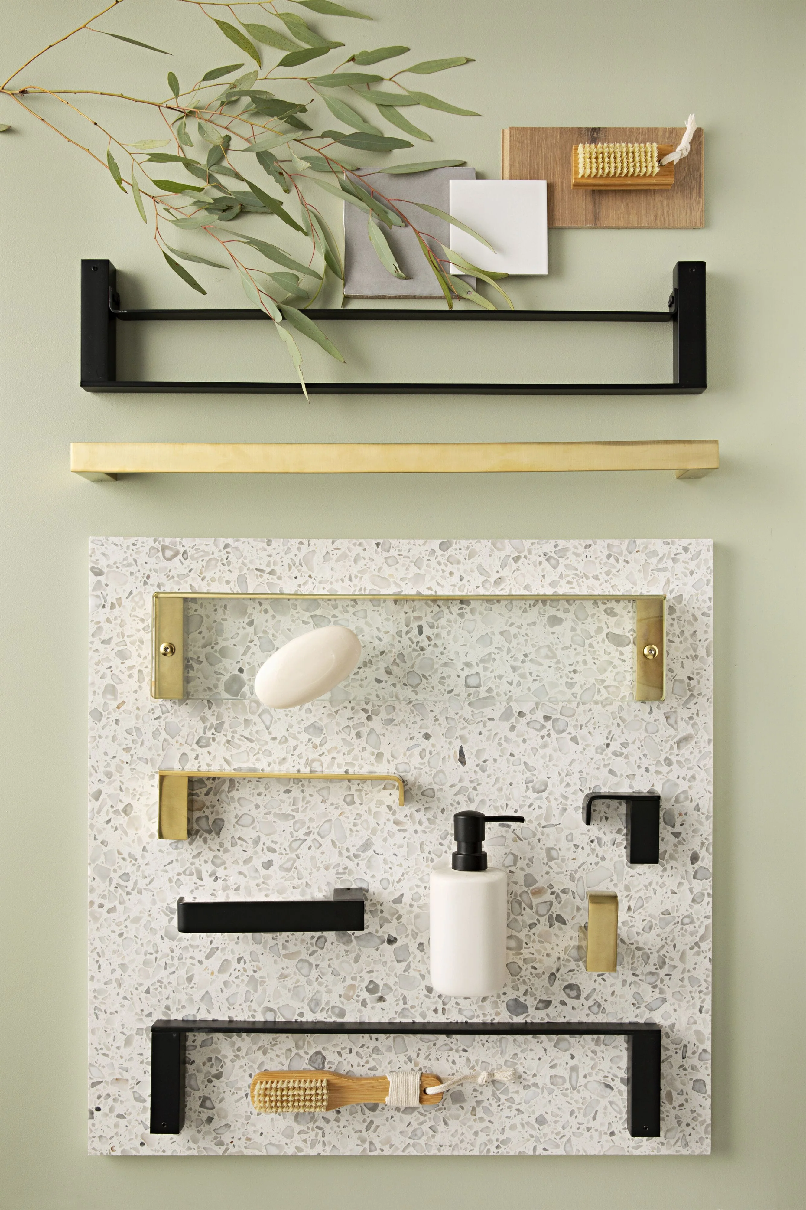 1539-kason-hand-towel-holder-brushed-brass-4.webp Kason Hand Towel Holder Brushed Brass