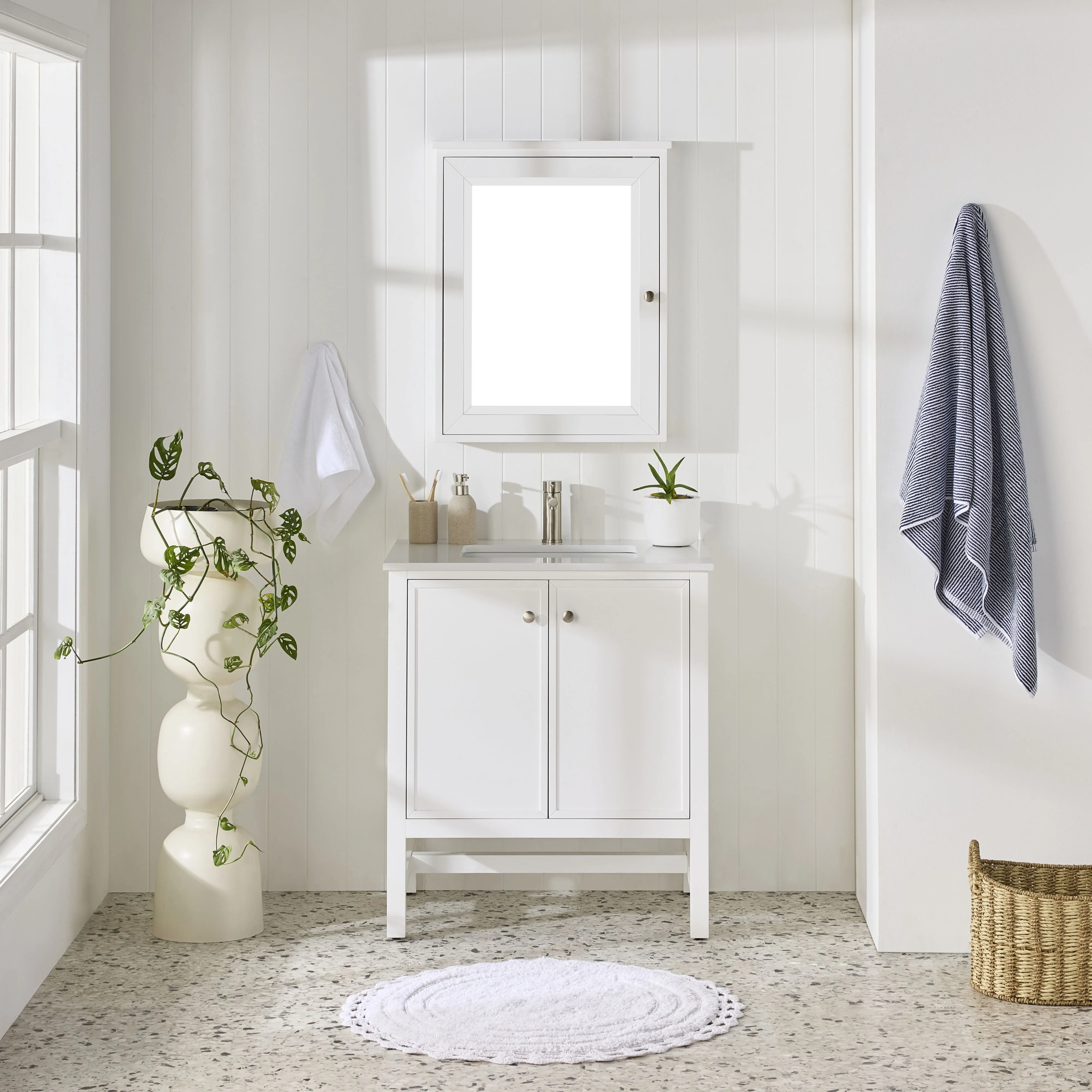 1551-liam-vanity-mirror-cabinet-white-610x762mm-8.webp Liam Vanity Mirror Cabinet White 610x762mm