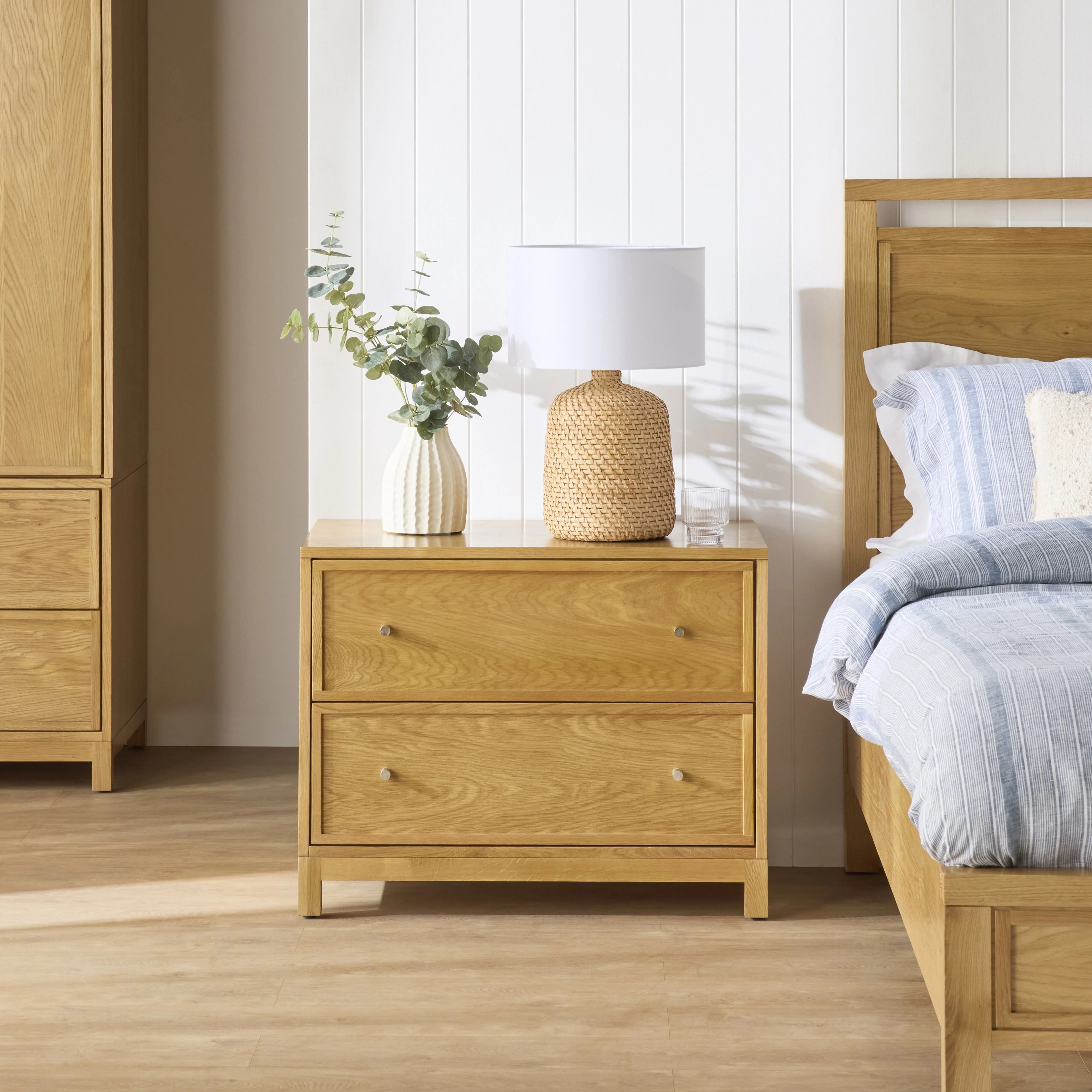 1774-avalon-large-2-drawer-bedside-light-oak-8.webp Avalon Large 2 Drawer Bedside Light Oak