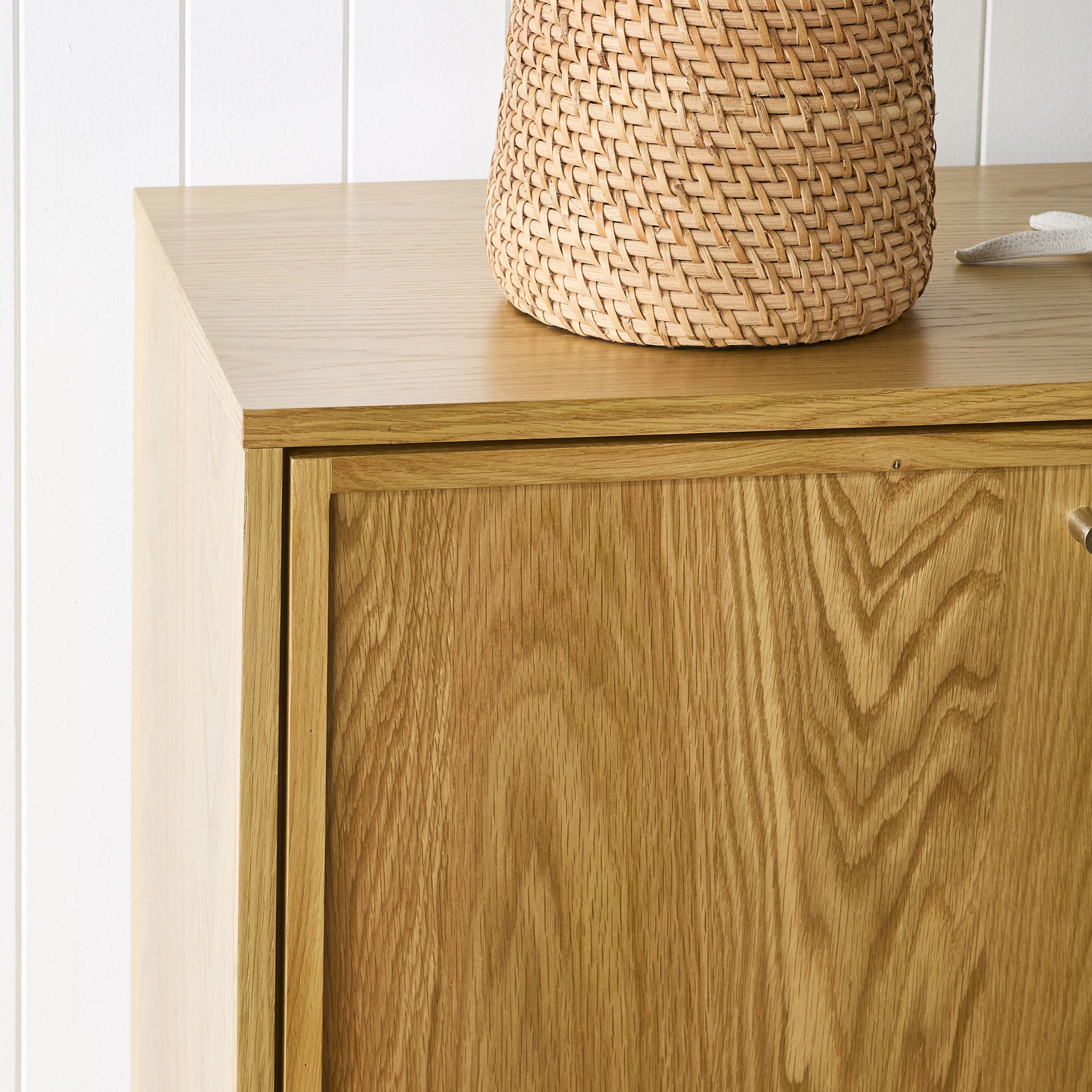 1882-avalon-4-door-sideboard-light-oak-10.webp Avalon 4 Door Sideboard Light Oak