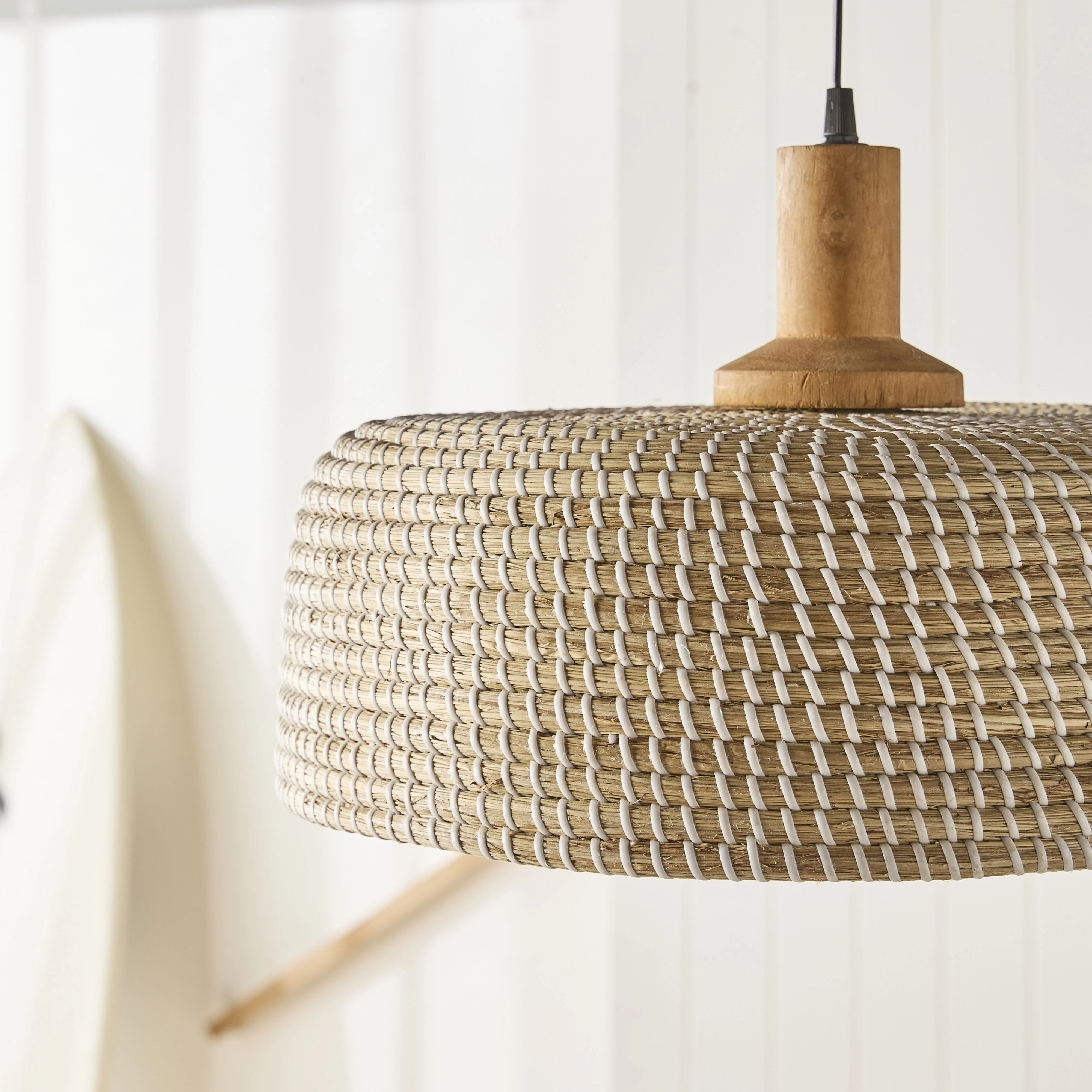 2224-athena-seagrass-pendant-45x45x26cm-6.webp Athena Seagrass Pendant 45x45x26cm