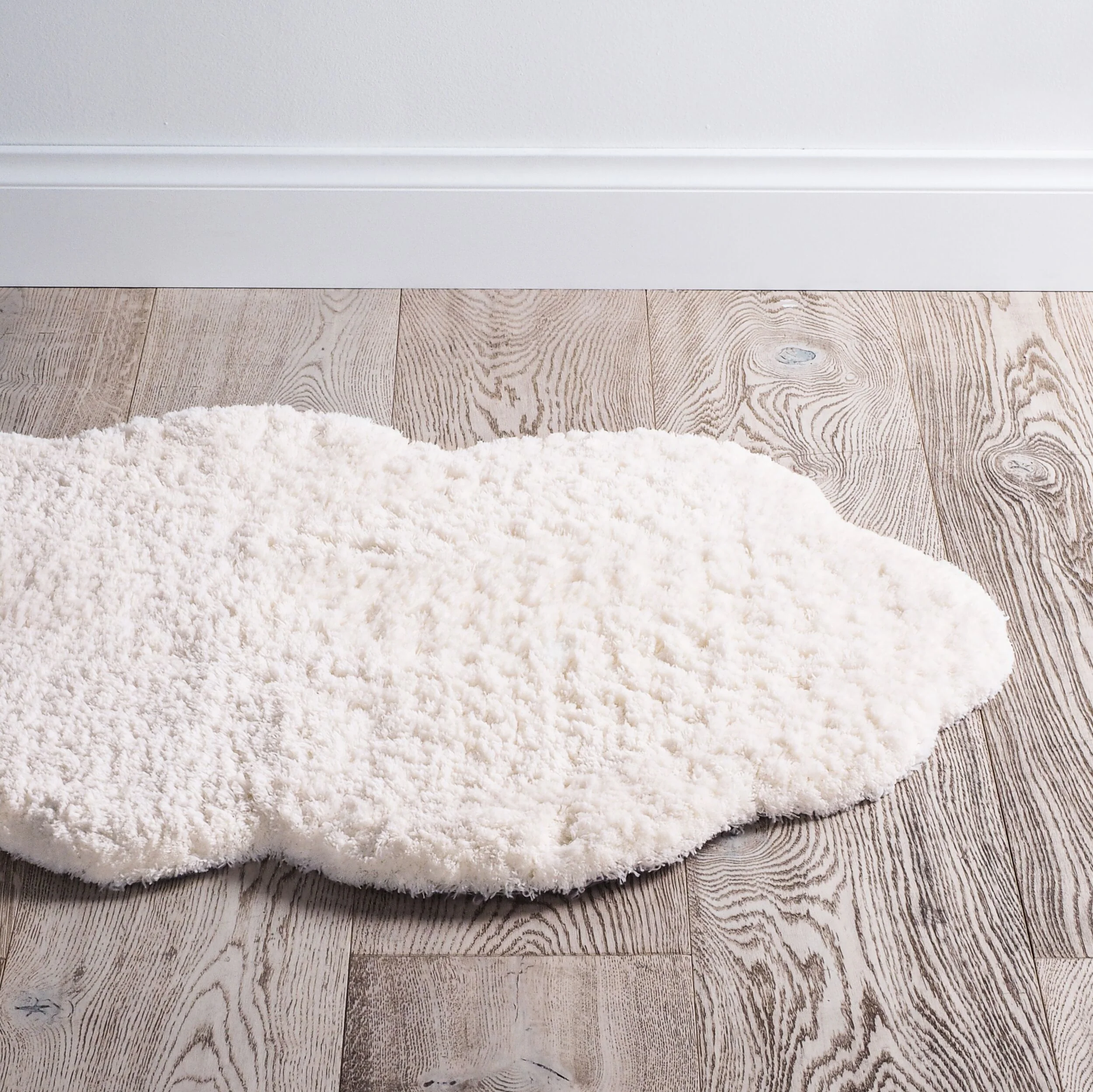 Cloud Tufted White Rug 75x120cm