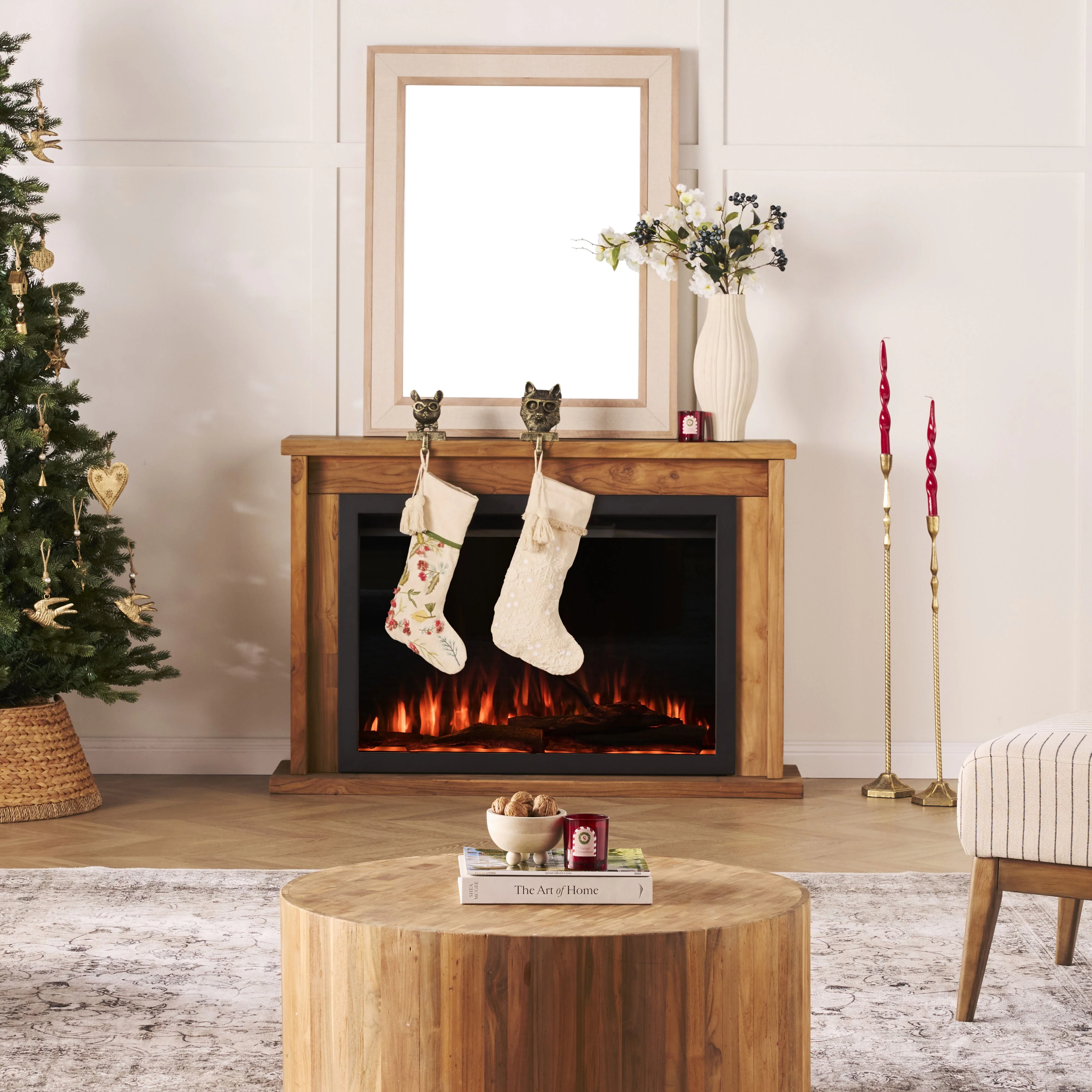 230-celeste-woven-border-christmas-tree-skirt-13.webp Celeste Woven Border Christmas Tree Skirt
