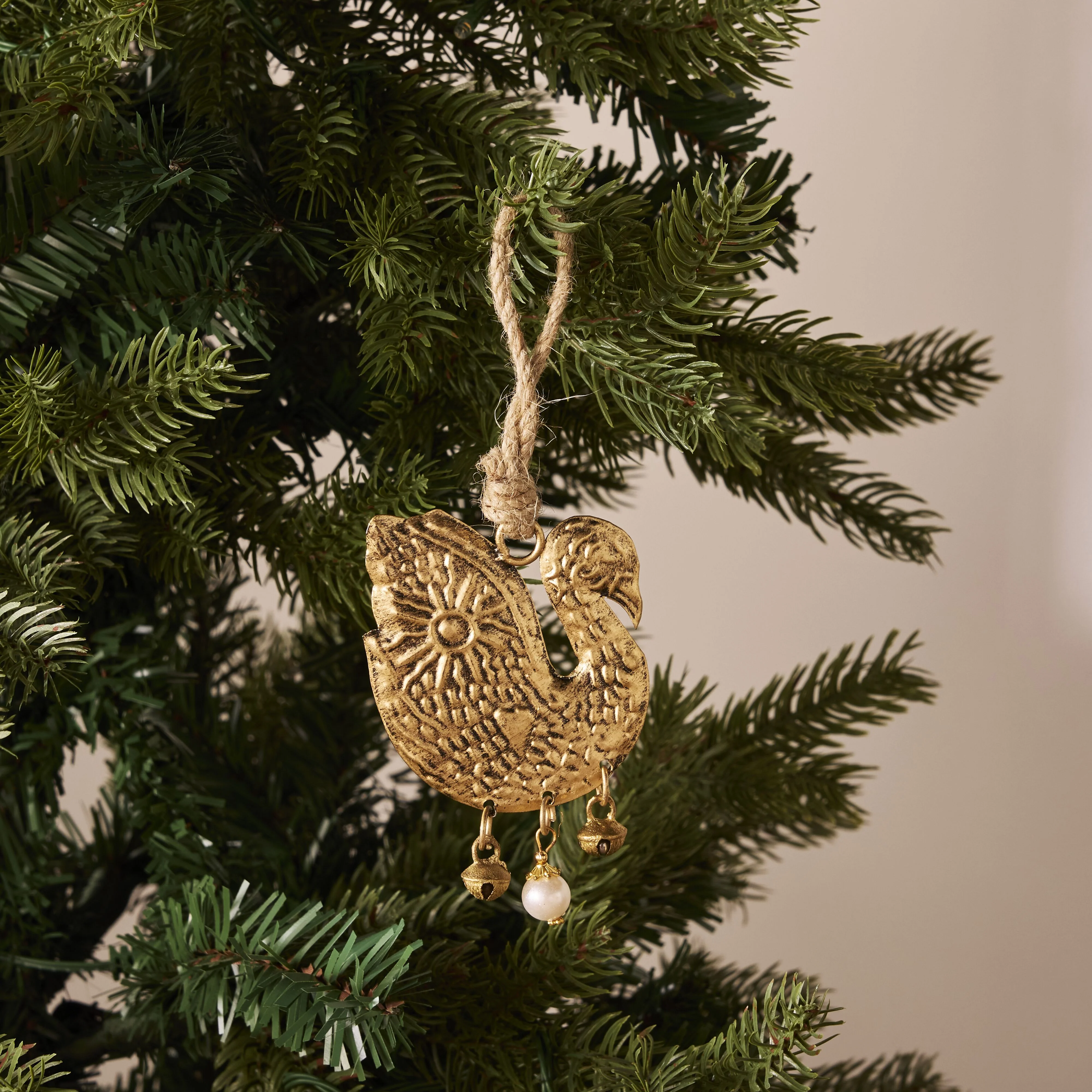 Heirloom Swan Christmas Ornament