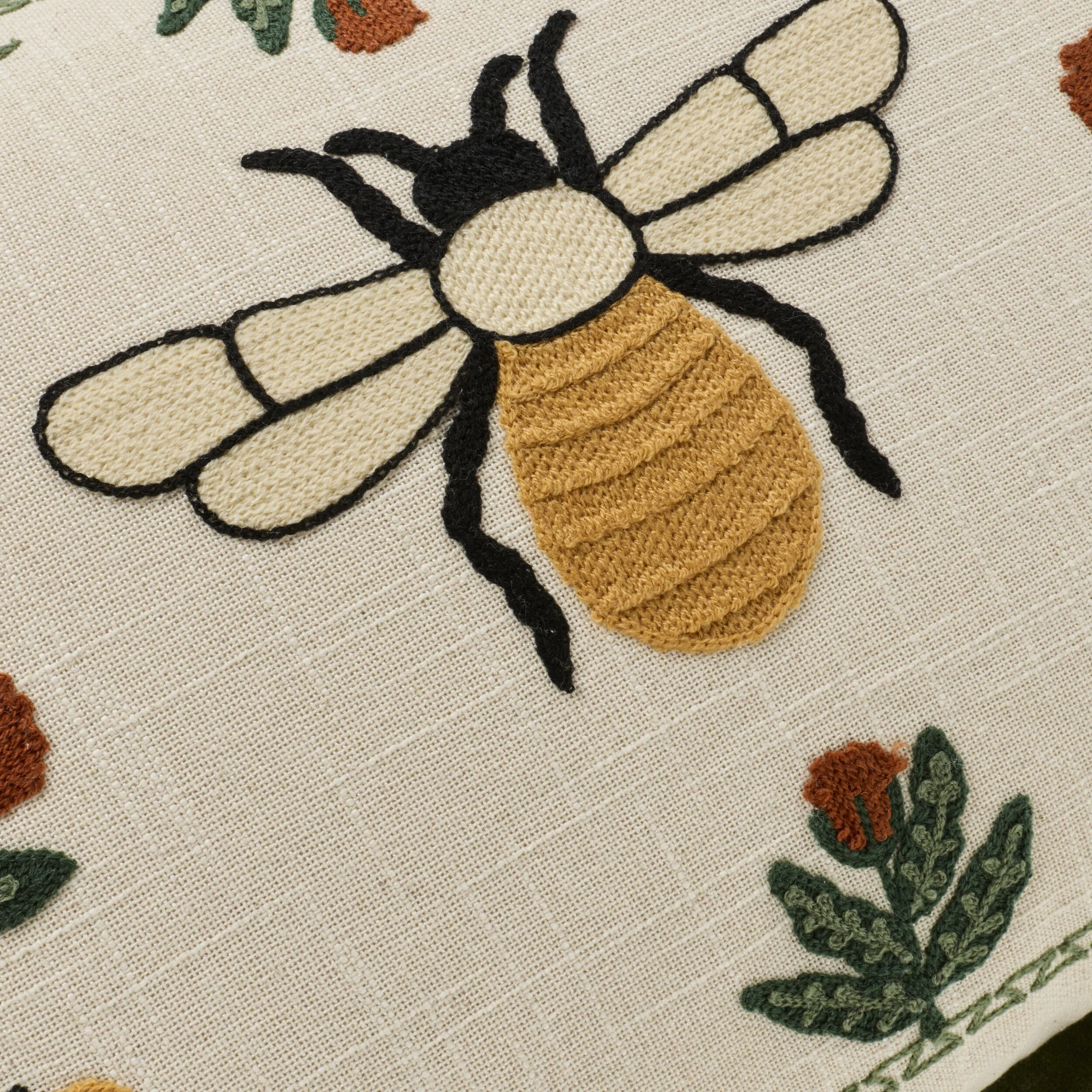 2520-stitch-bee-bloom-cushion-40x60cm-3.webp Stitch Bee Bloom Cushion 40x60cm