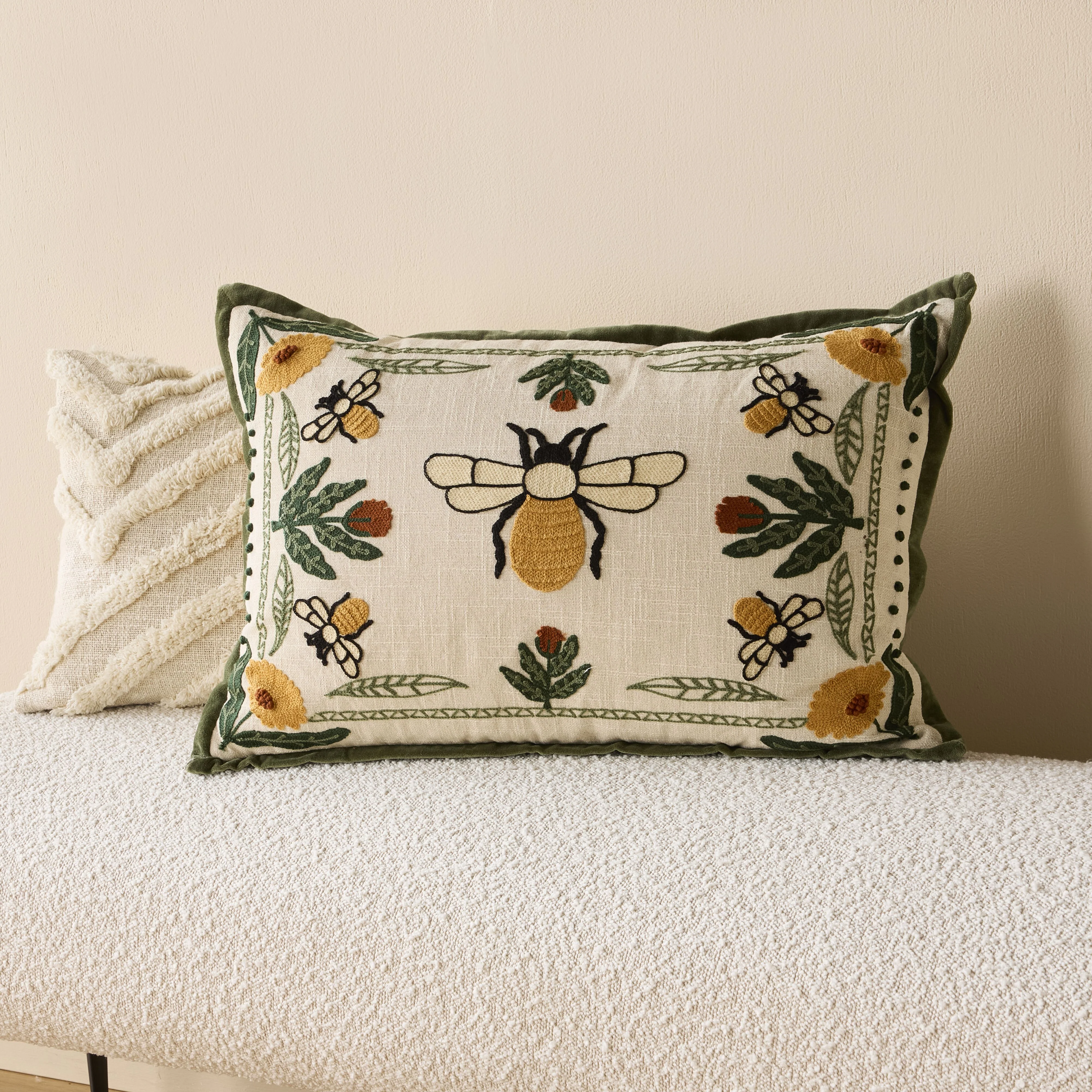 2520-stitch-bee-bloom-cushion-40x60cm-5.webp Stitch Bee Bloom Cushion 40x60cm