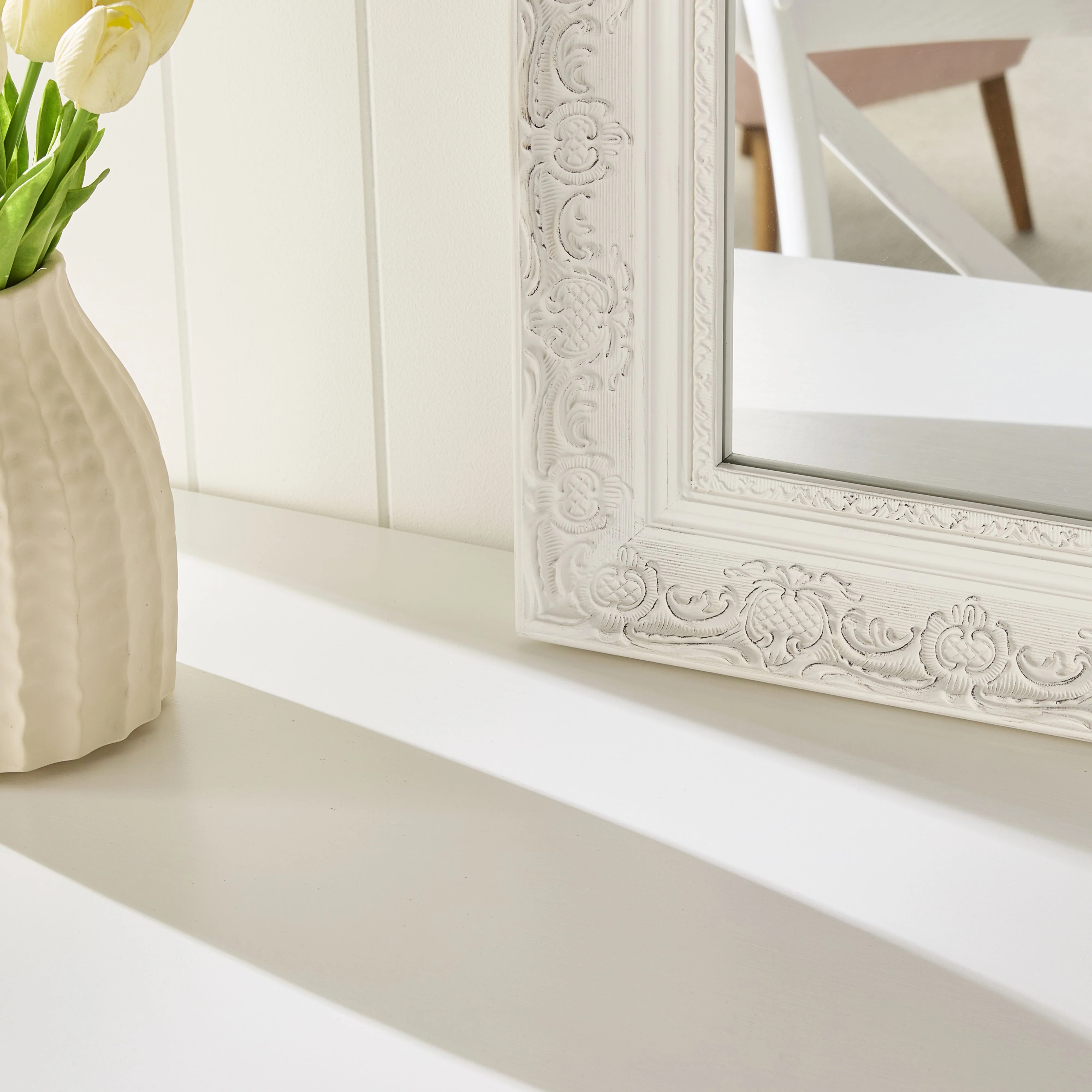 2555-quincy-antique-white-mirror-90x60cm-6.webp Quincy Antique White Mirror 90x60cm