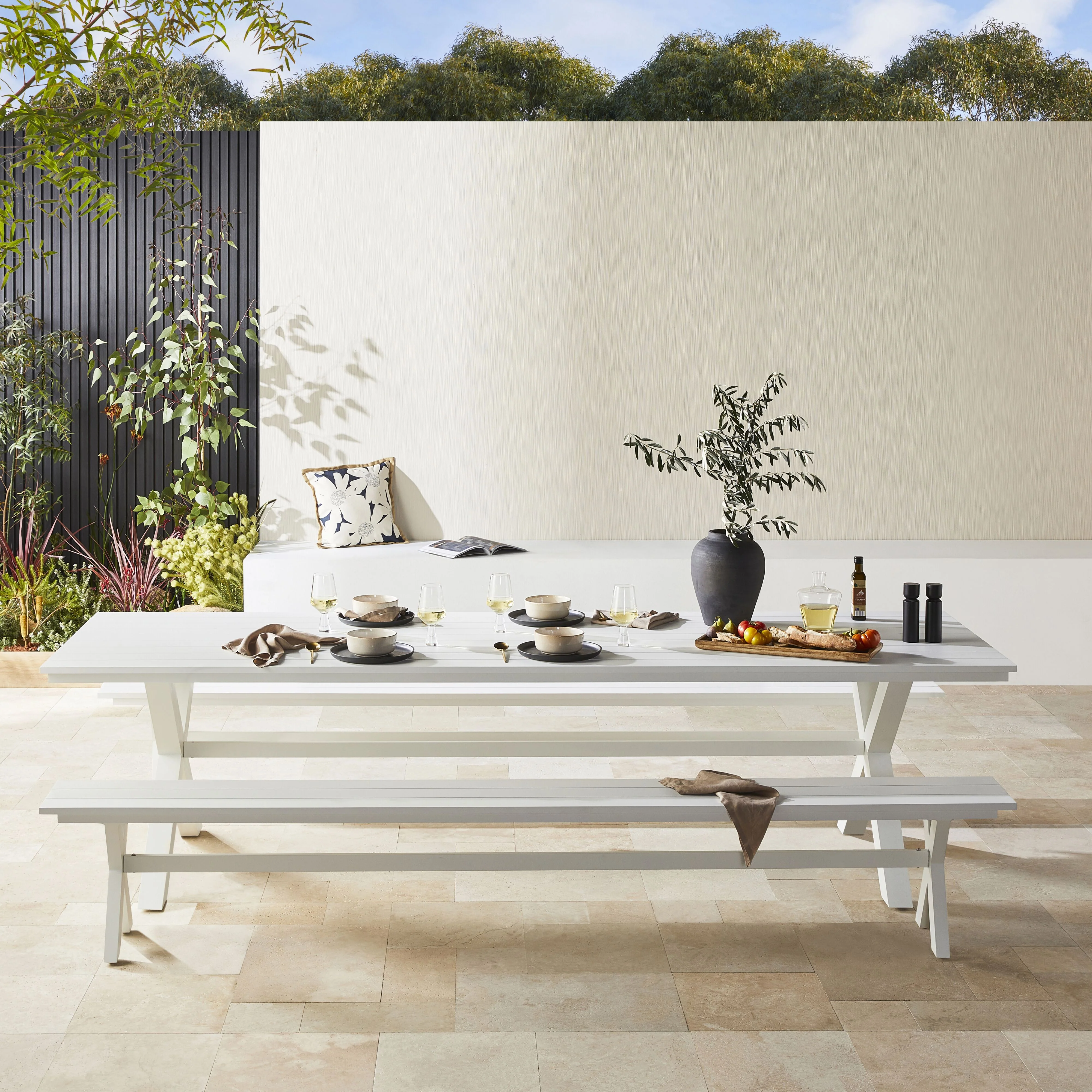 3210-blake-aluminium-dining-bench-300cm-white-6.webp Blake Aluminium Dining Bench 300cm White