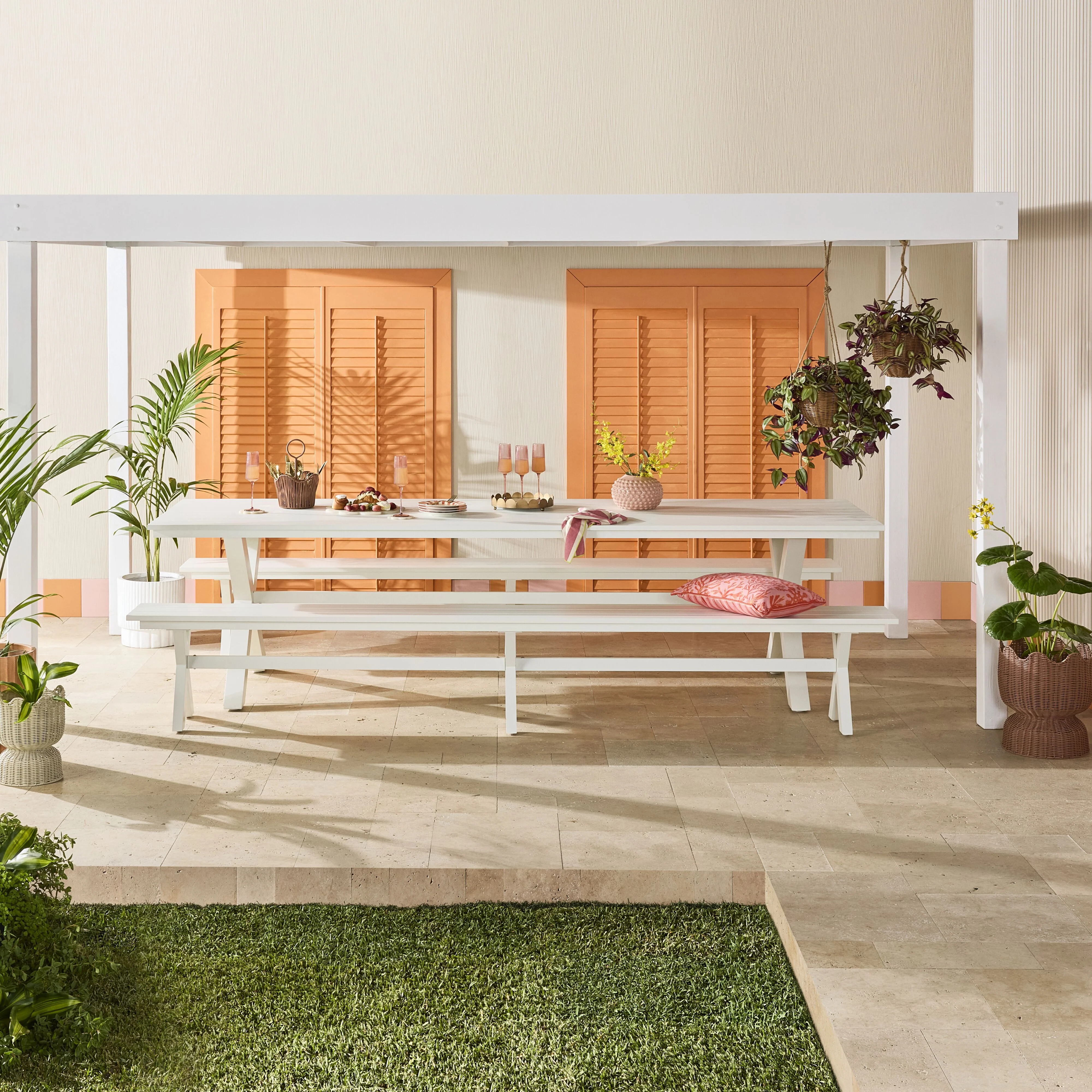 3210-blake-aluminium-dining-bench-300cm-white-9.webp Blake Aluminium Dining Bench 300cm White