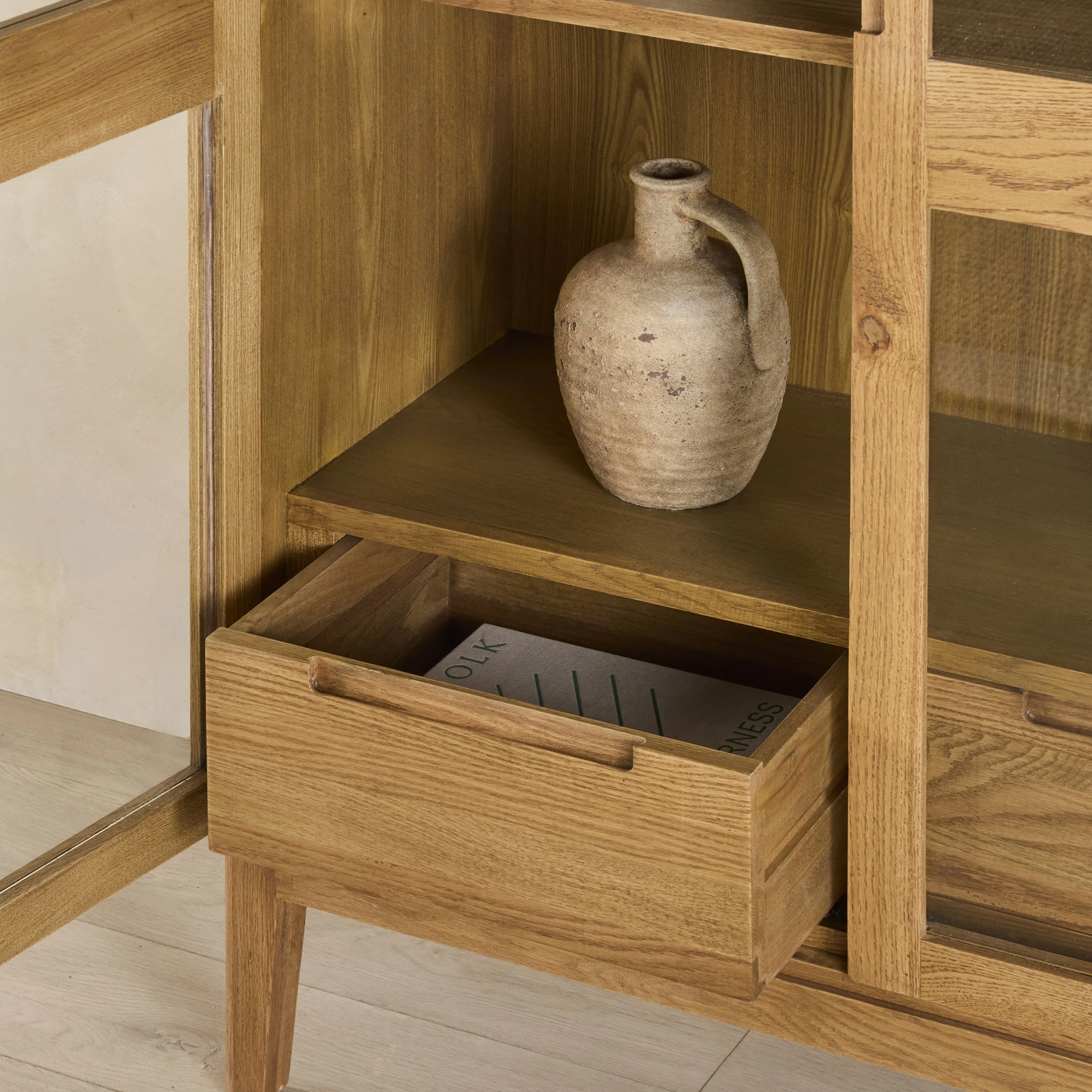 383-nala-display-cabinet-100x210cm-13.webp Nala Display Cabinet 100x210cm