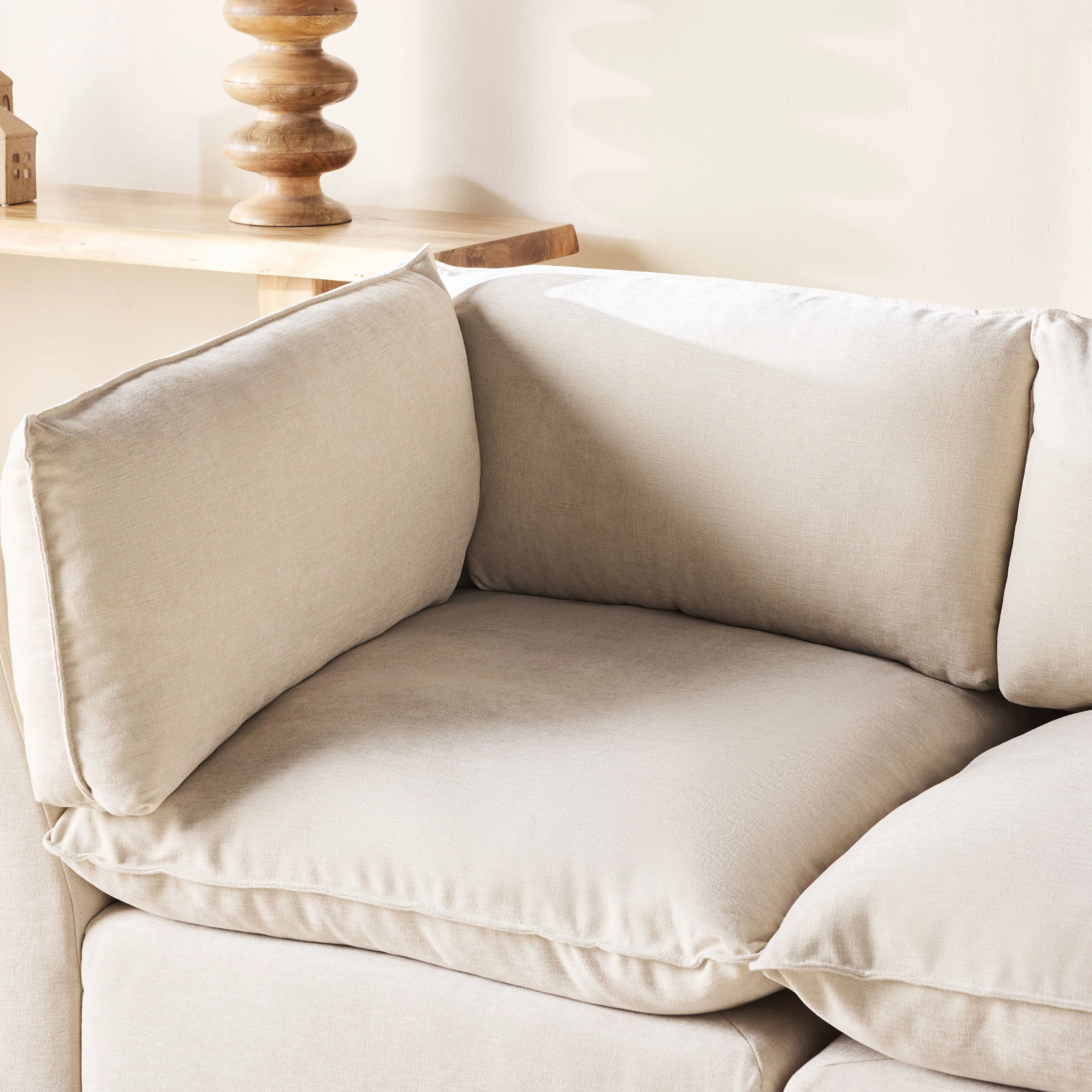 4-sora-2-seater-sofa-ivory-9.webp Sora 2 Seater Sofa Ivory