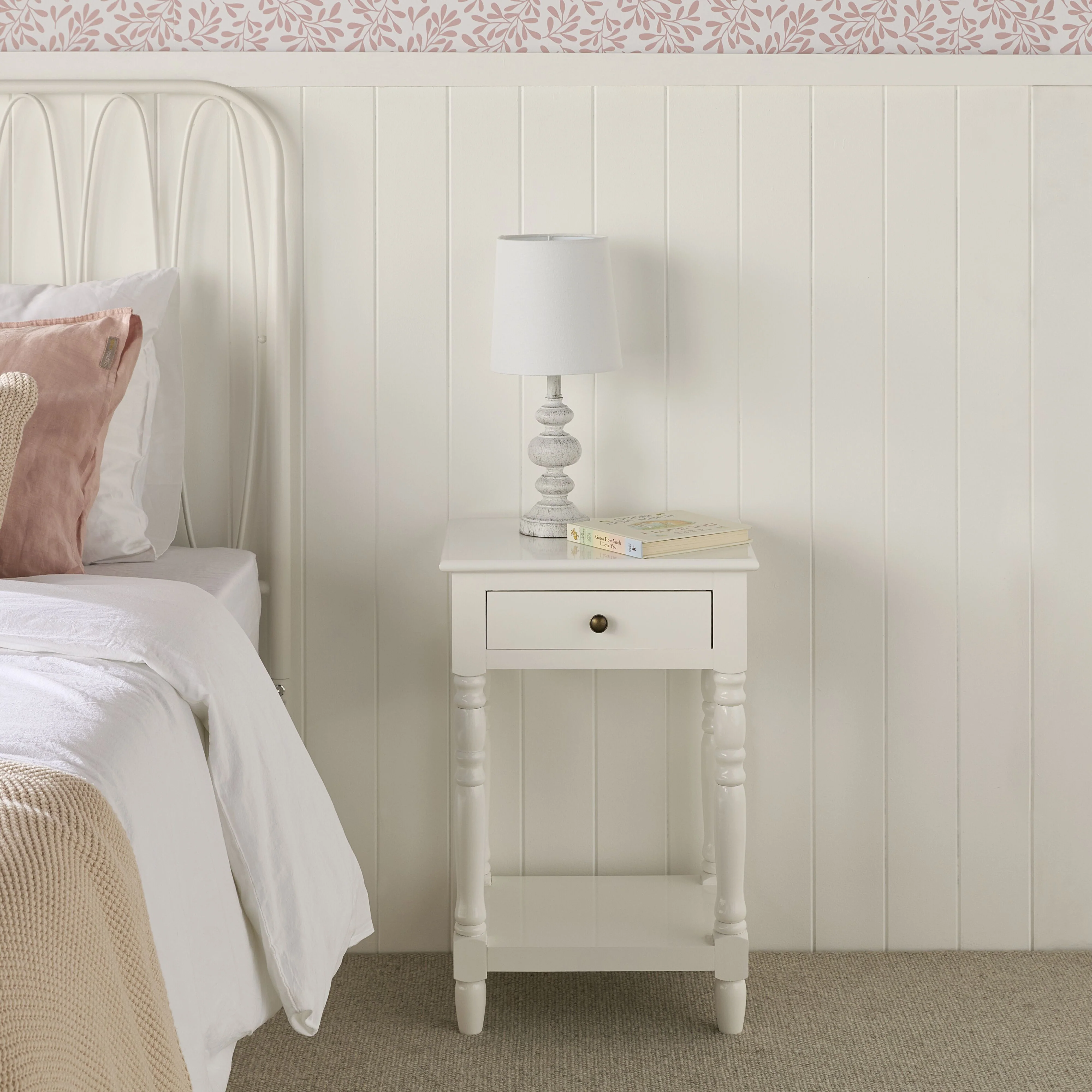 403-peta-white-table-lamp-32cm-6.webp Peta White Table Lamp 32cm