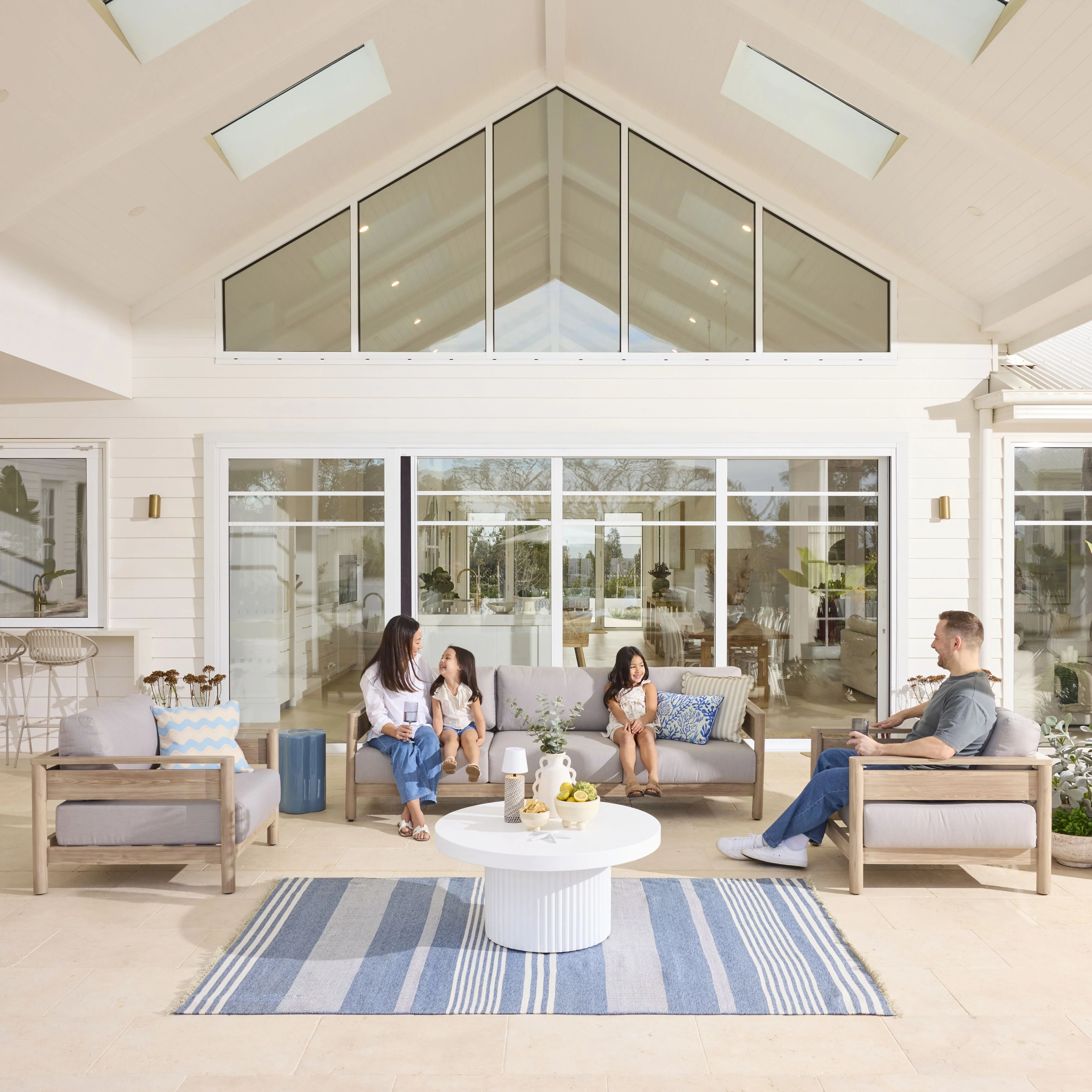 540-amalfi-coast-outdoor-rug-blue-150x240cm-5.webp Amalfi Coast Outdoor Rug Blue 150x240cm