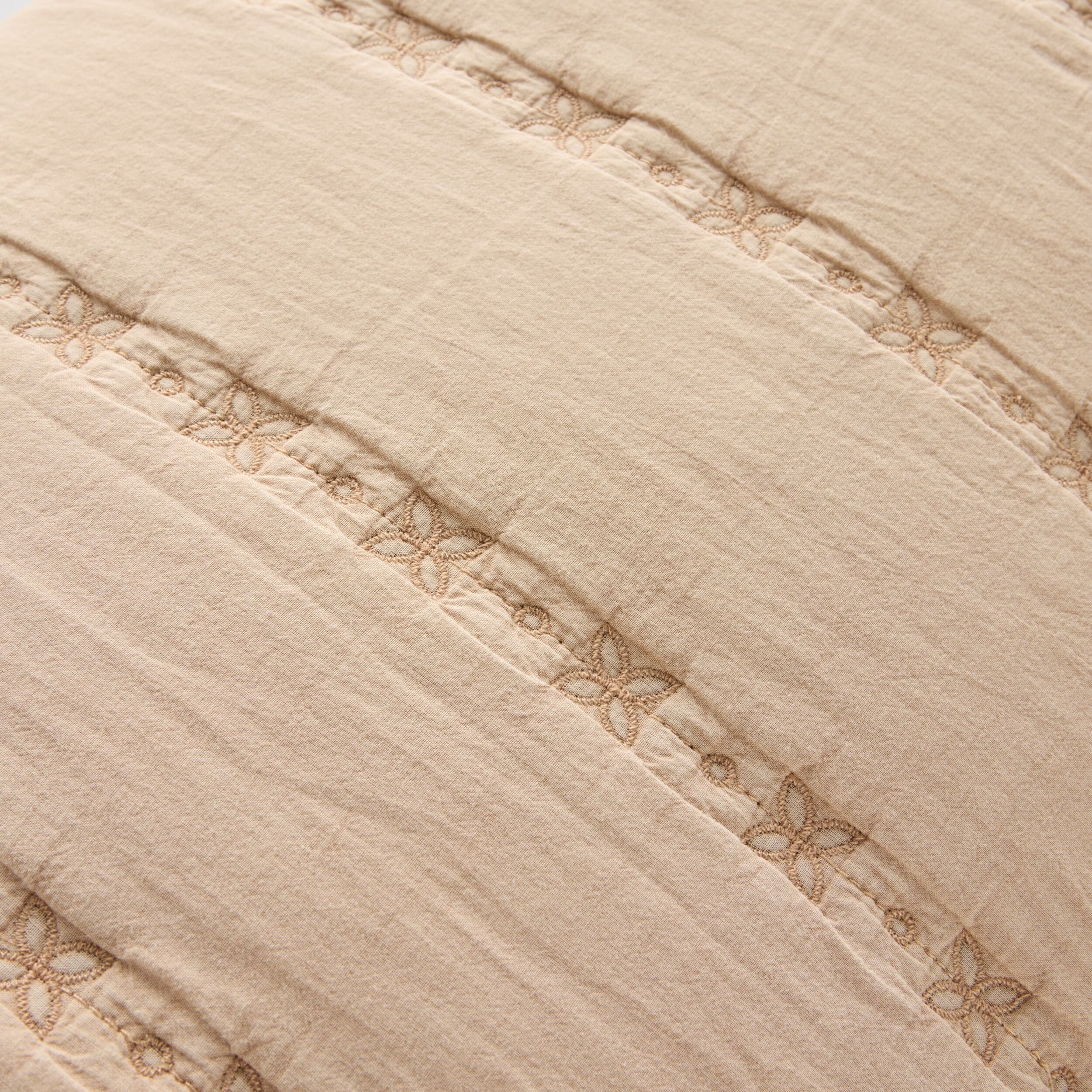 Poppy Soft Washed Voile Quilted Coverlet Soft Clay 220x240cm