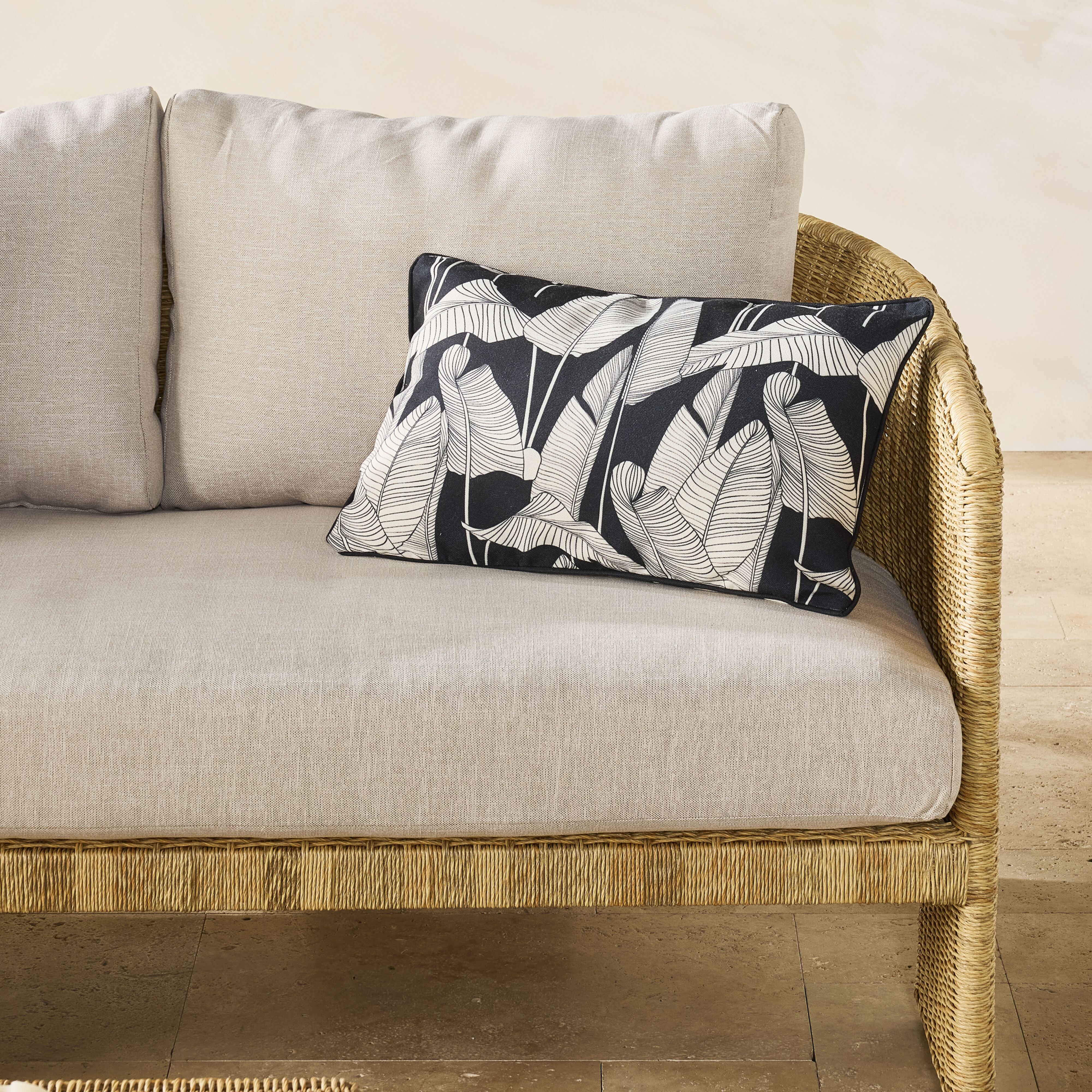868-aruba-night-leaf-outdoor-cushion-35x55cm-5.jpg Aruba Night Leaf Outdoor Cushion 35x55cm