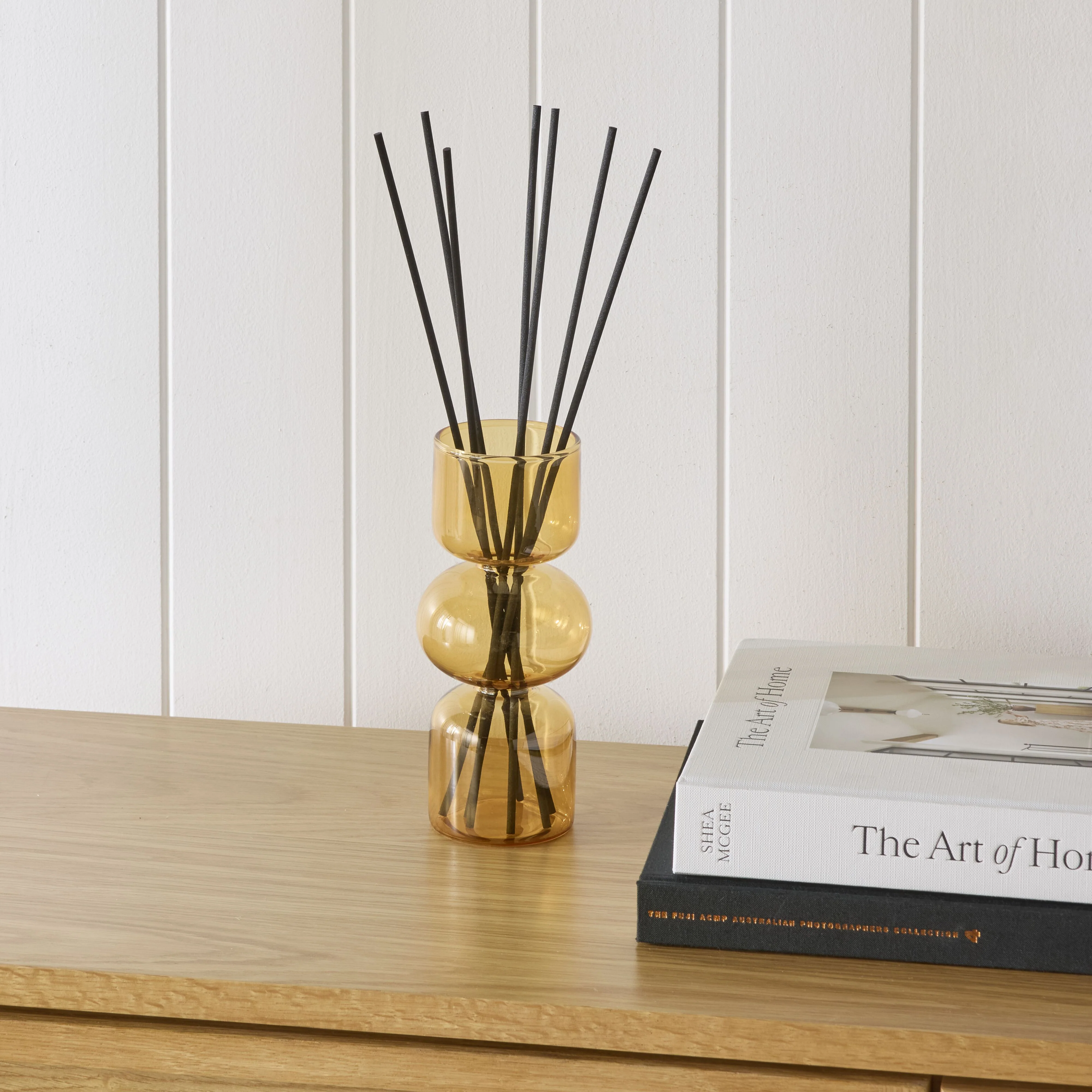903-home-scent-berry-citrus-glass-diffuser-300ml-3.webp Home Scent Berry Citrus Glass Diffuser 300ml